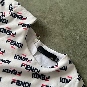 Pre love little girl dress.size 5T.